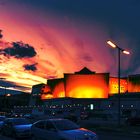 Philharmonie in der Dämmerung