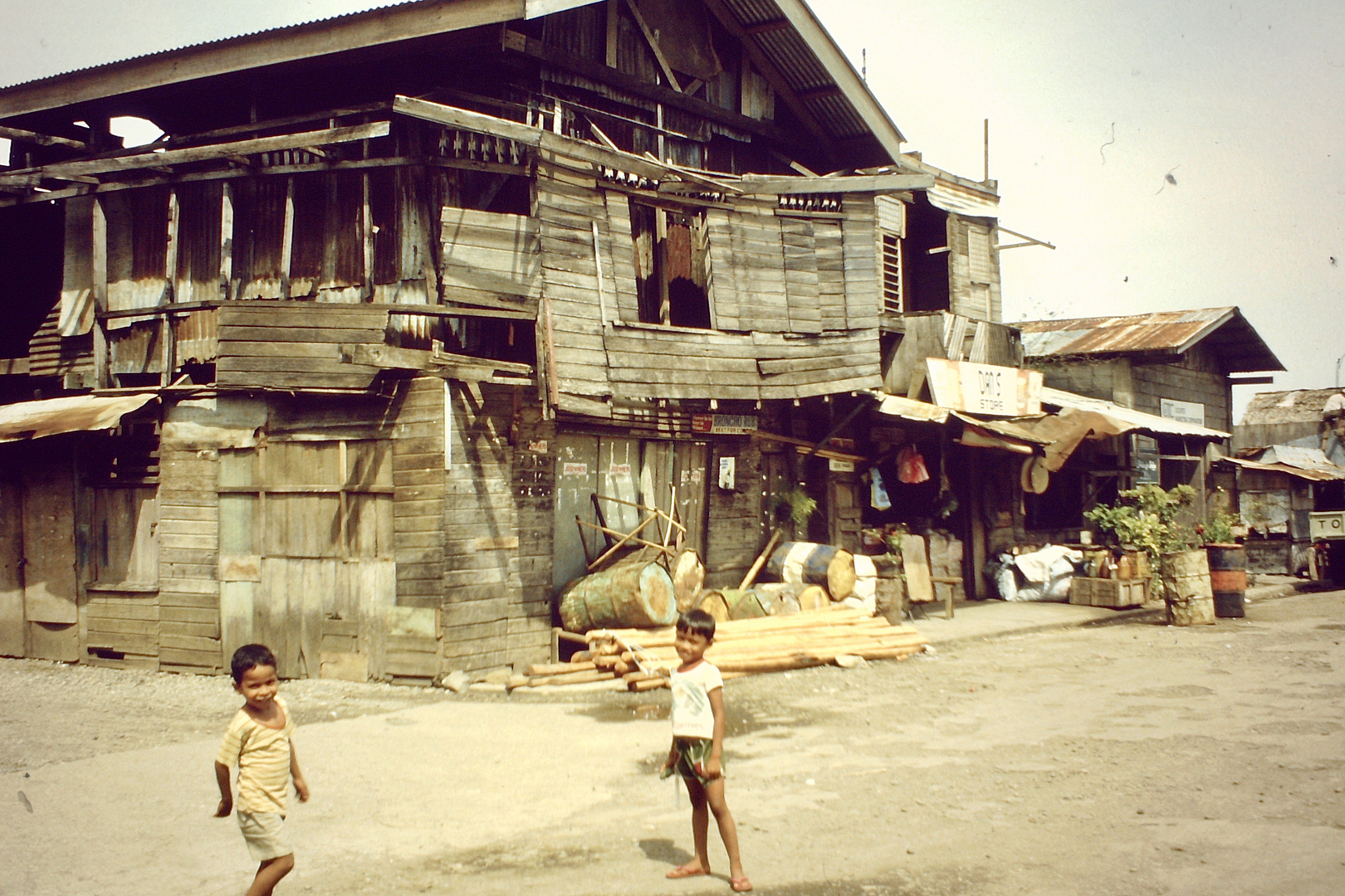 Philippinen (1984), Camiguin Island