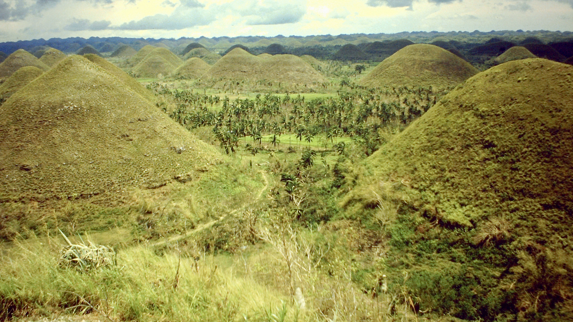 Philippinen (1984), Chocolate Hills