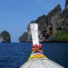 PhiPhi Island mit dem Longtail Boot