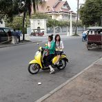 Phnom Penh - Motorroller sind besonders von Frauen begehrt