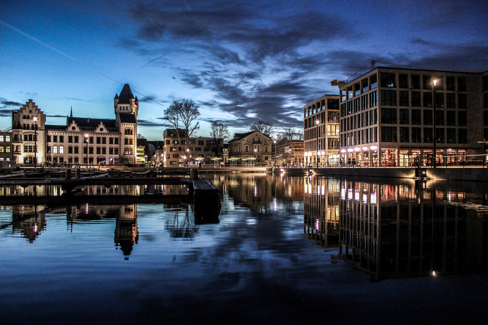 Phönixsee bei Nacht