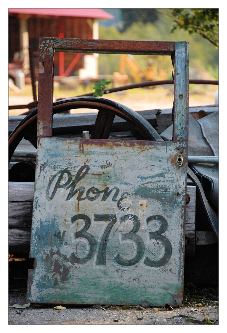 Phone 3732