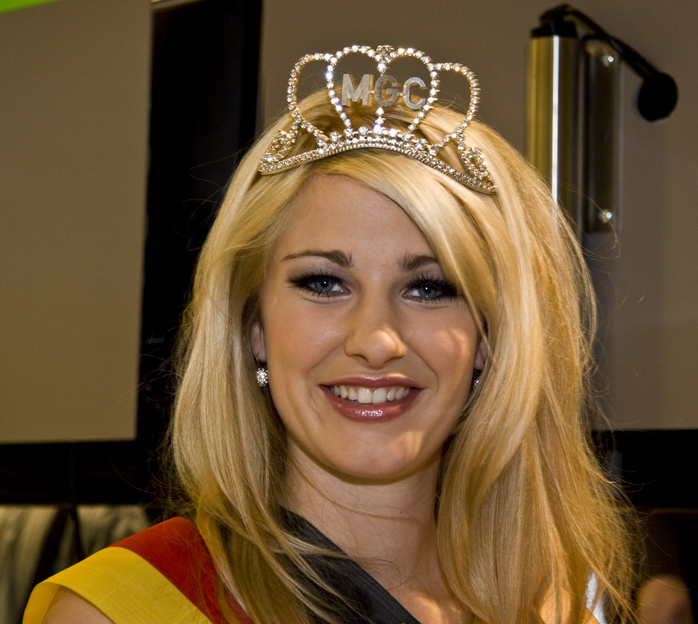 Photokina 2008 - Die amtierende Miss Germany "Kim-Valerie Voigt"..