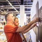 photokina 2018 - Aufbau der fotocommunity Ausstellung in Halle 2.2