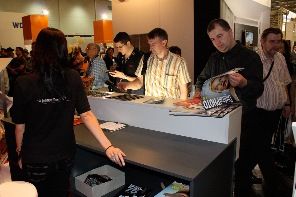 Photokina Nachlese ;) der Stand war gut besucht.