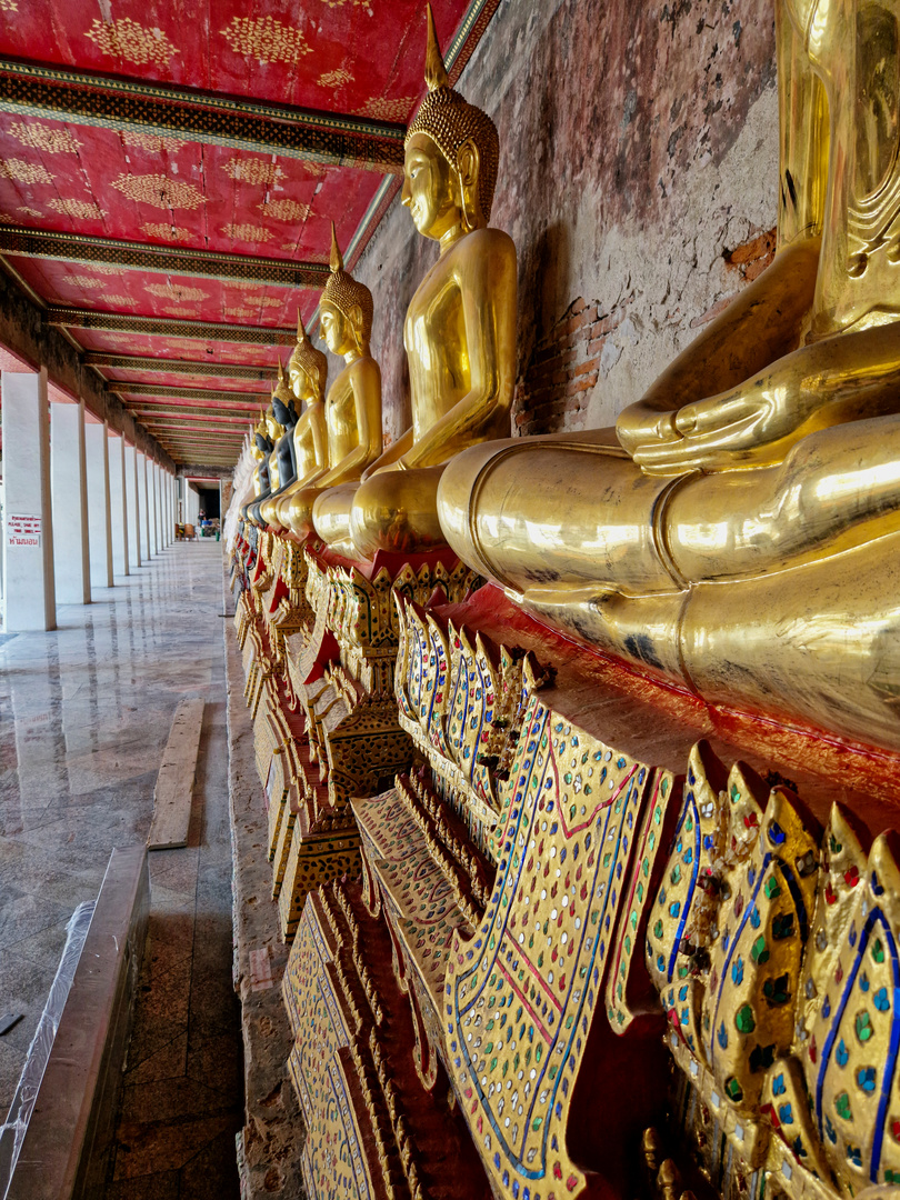 Phra Nakhon -  Wat Suthat Thepwararam (3)