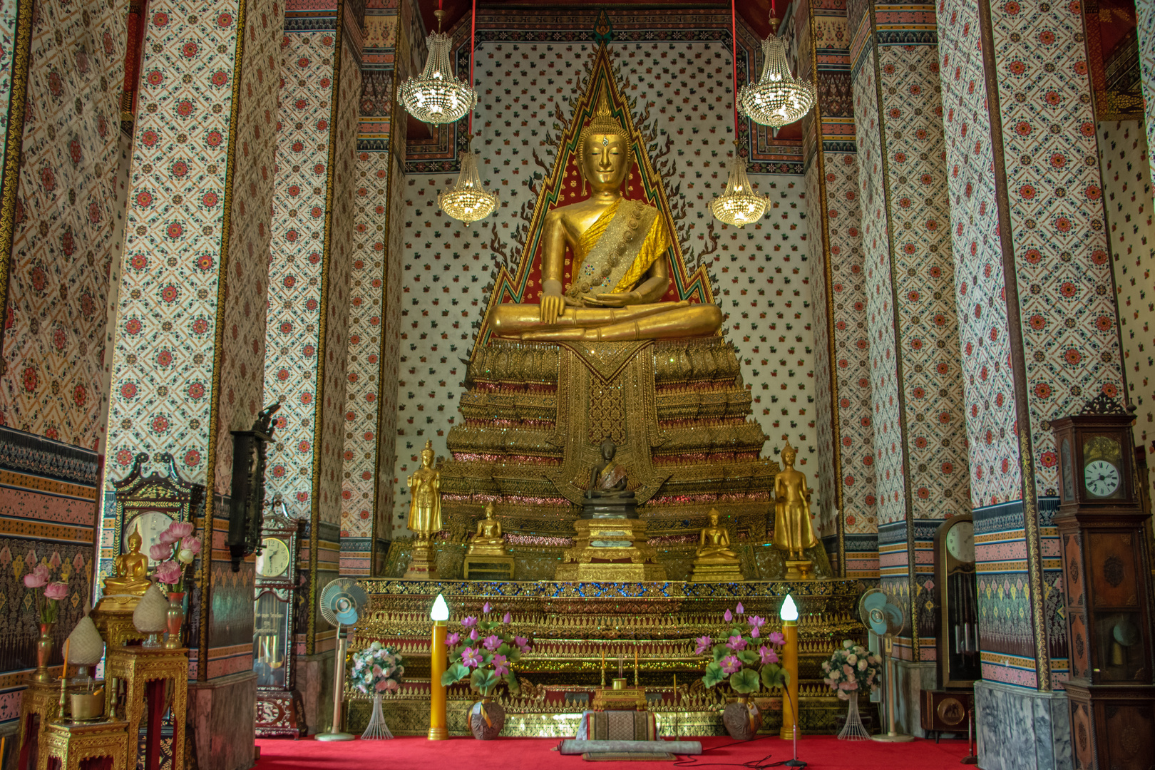 Phra Puttha Chum Phu Nuch