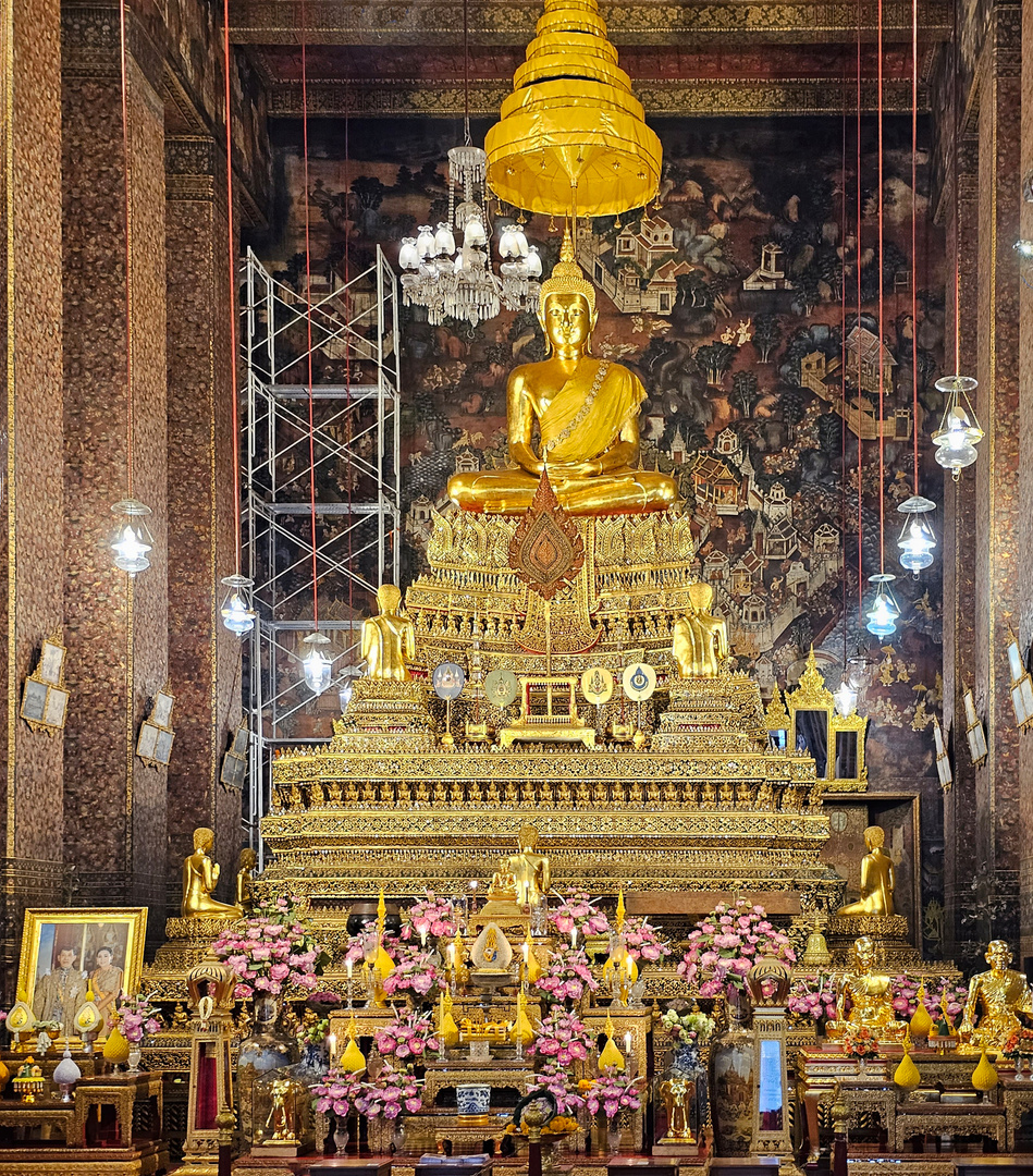 Phra Ubosoth