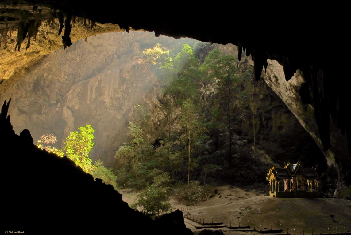 Phraya Nakhon Cave