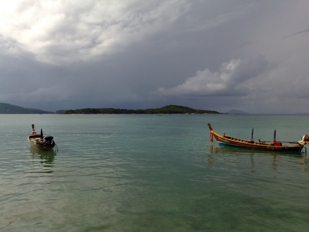 Phuket. Cloud over Bon island