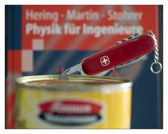 Physik für Ingenieure - Dose öffnen