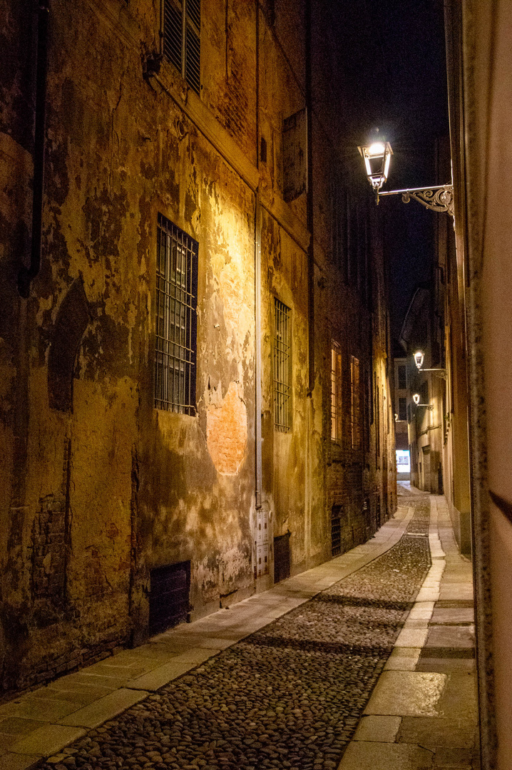 Piacenza in der Nacht