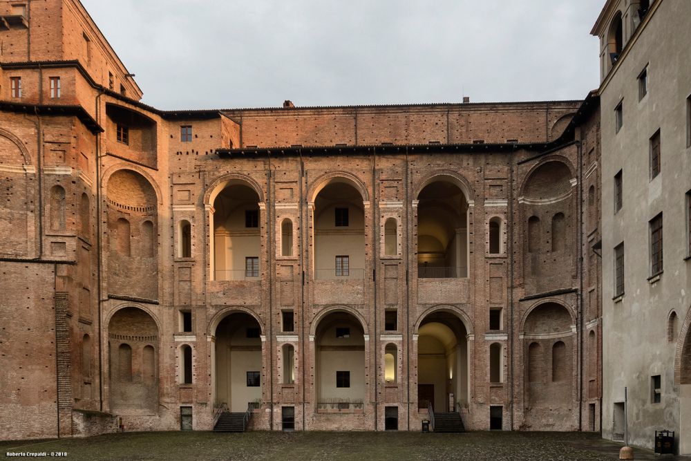 Piacenza, palazzo Farnese