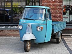 Piaggio Ape 600 MPV