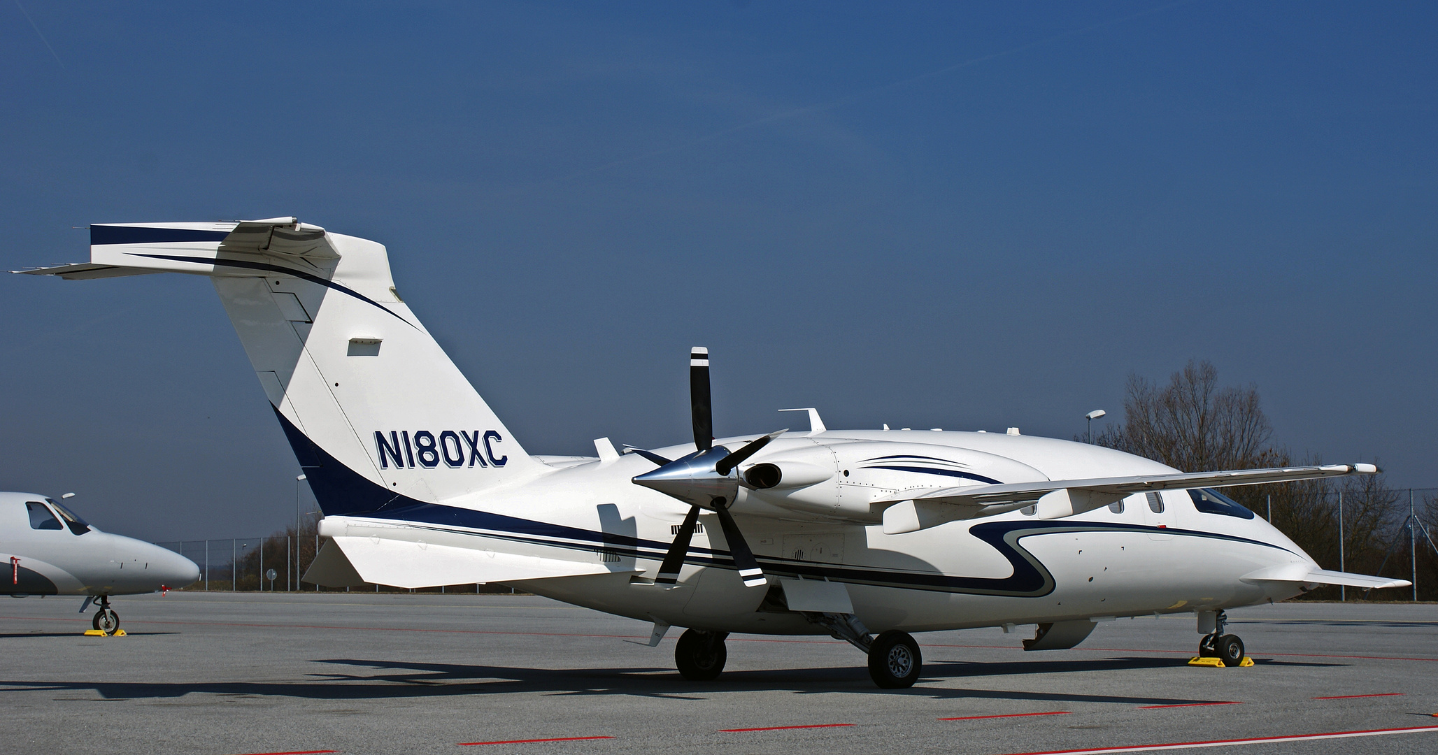 Piaggio P.180 Avanti