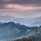 Pianoro questa mattina con una foschia rosa ...