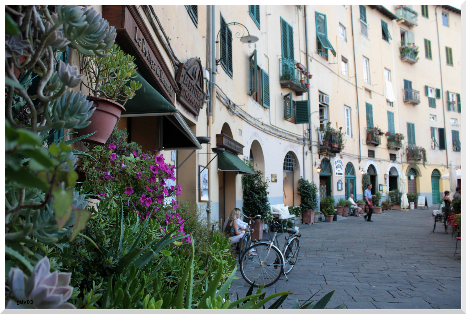 Piazza Anfiteatro