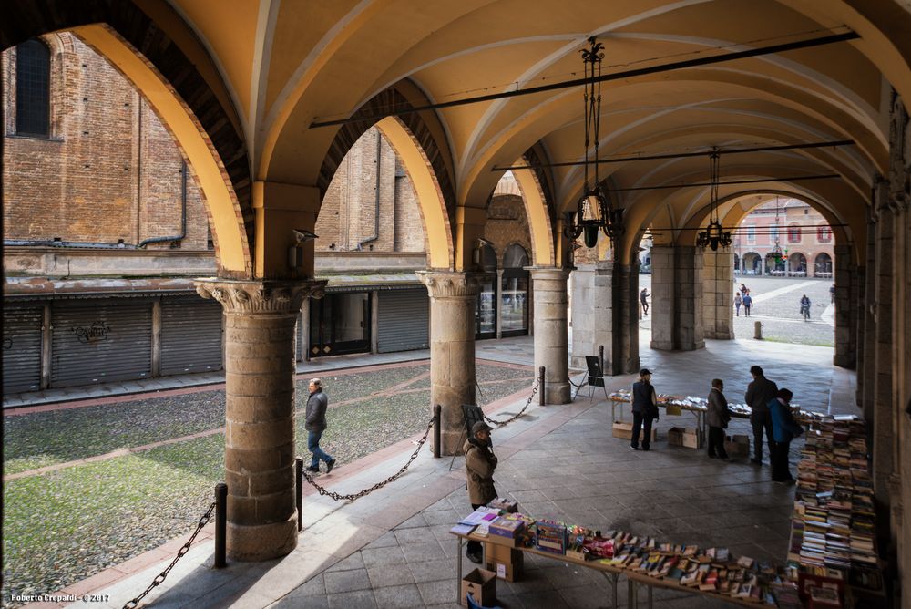 Piazza Broletto porticato, Lodi