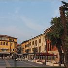 Piazza Carducci	-- Sirmione	