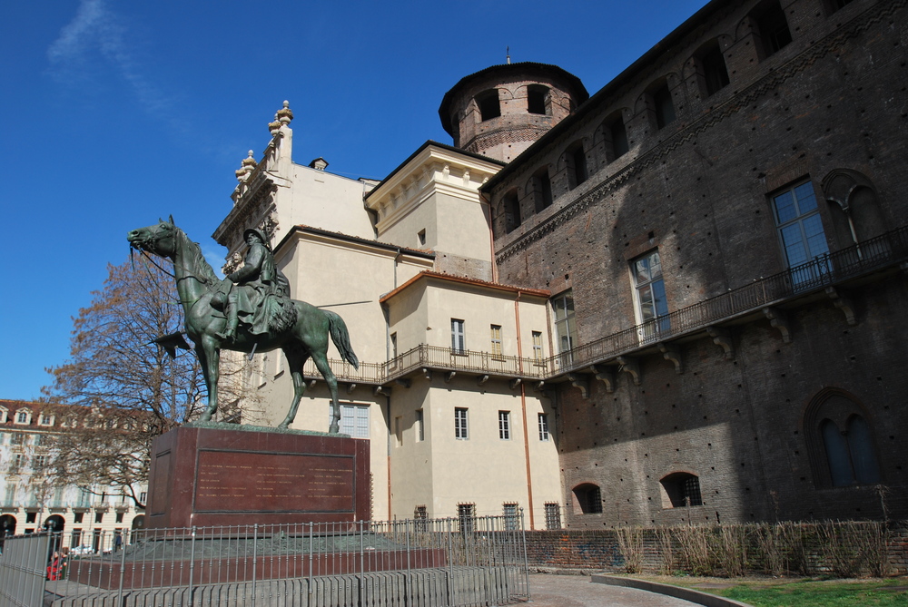 piazza castello