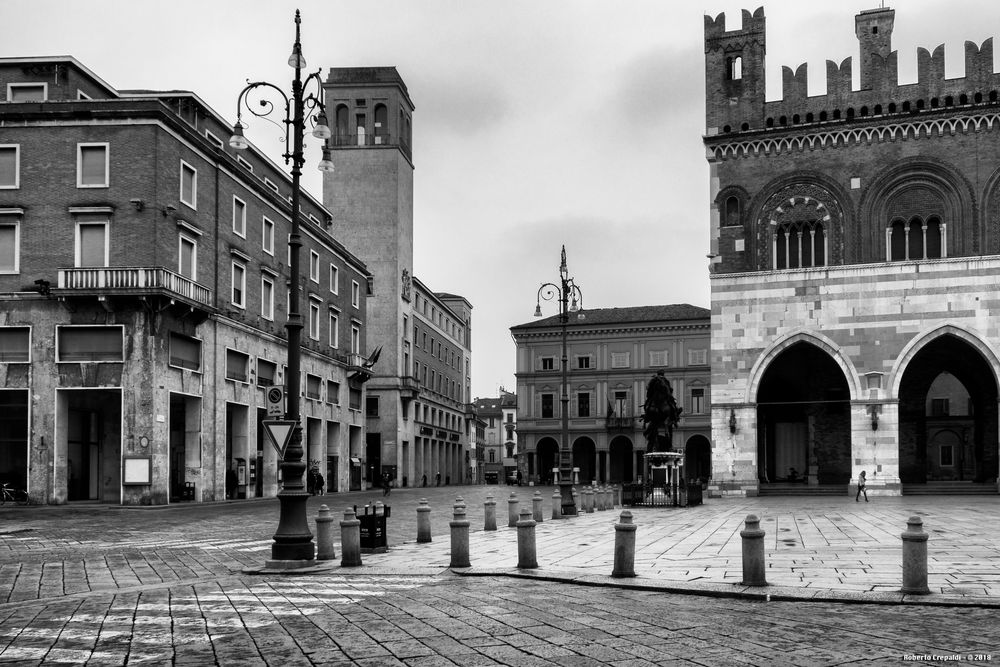 Piazza Cavalli, Piacenza