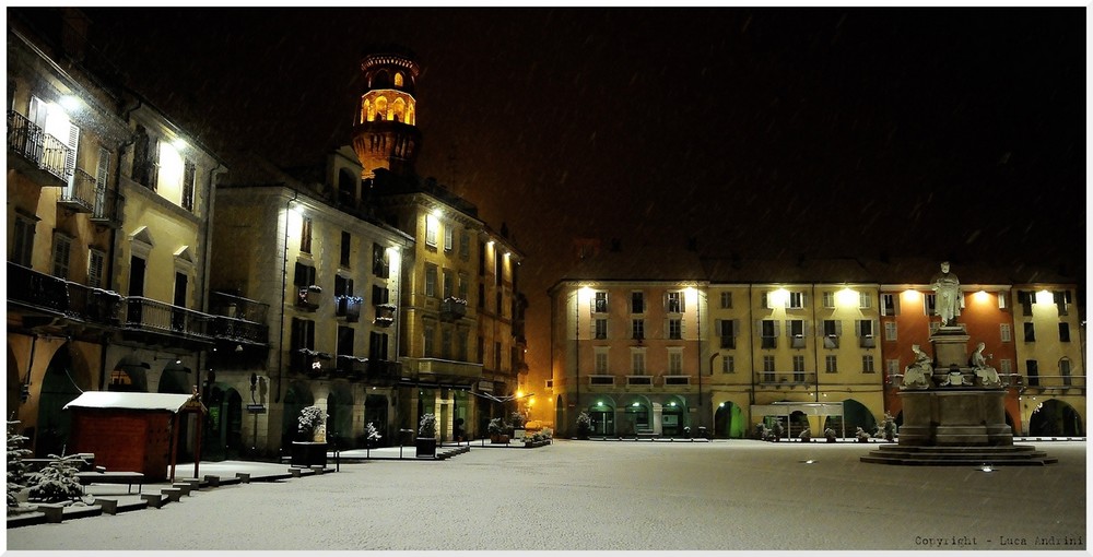 PIAZZA CAVOUR