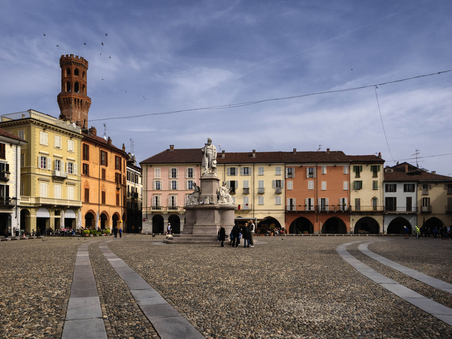 Piazza Cavour, Vercelli