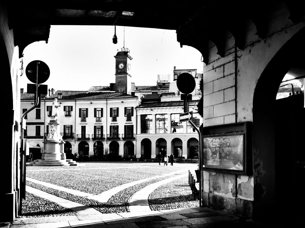 Piazza Cavour, Vercelli