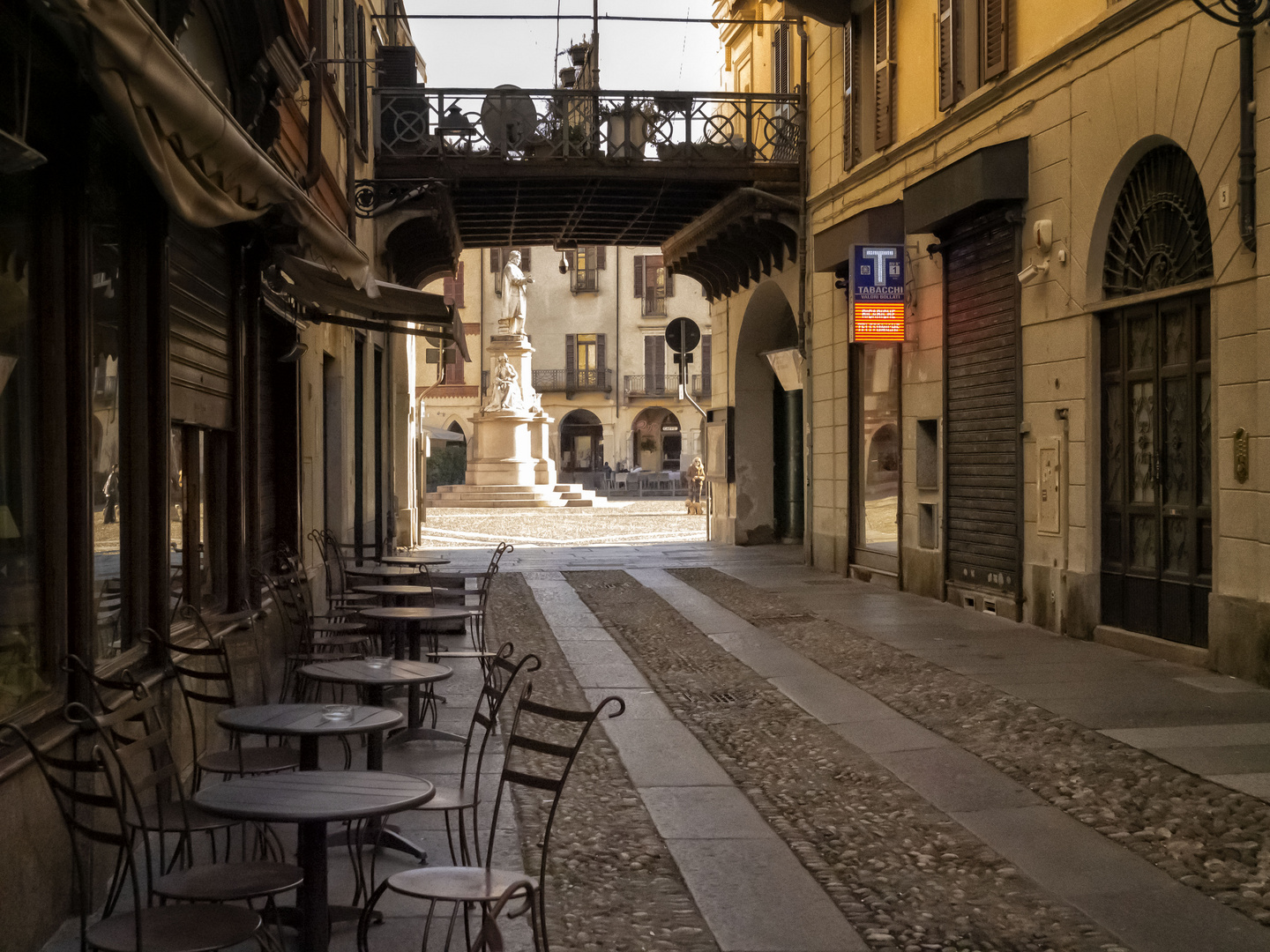 Piazza Cavour, Vercelli