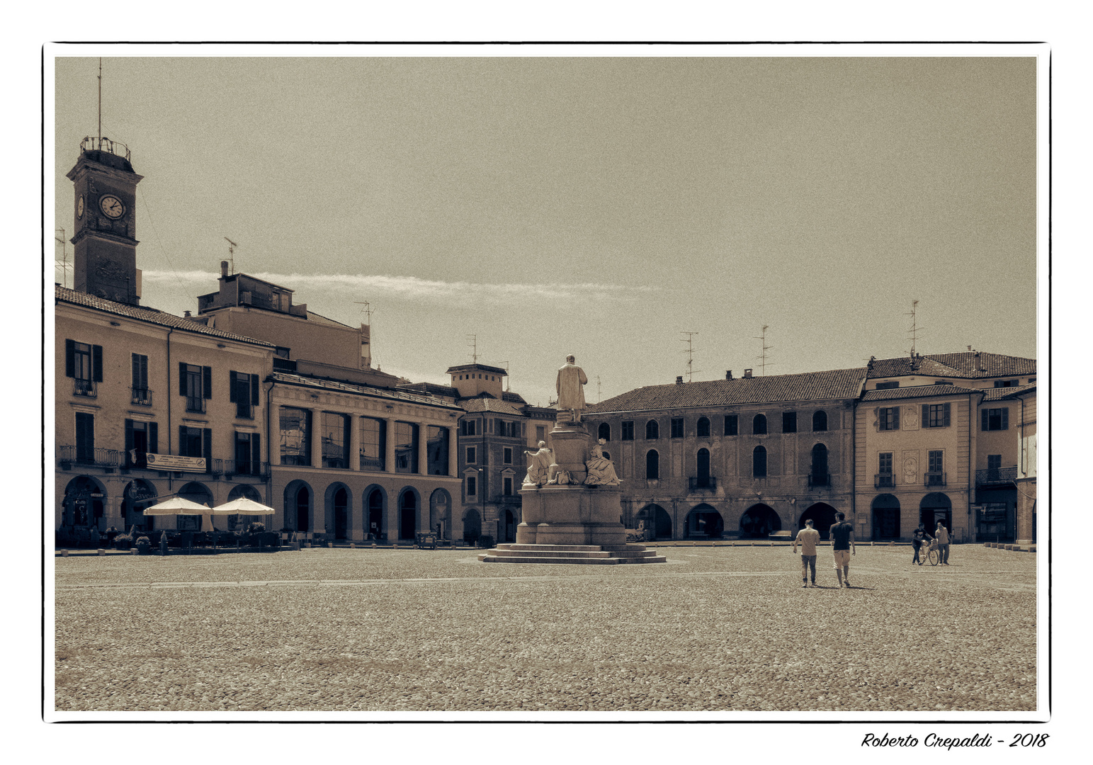 Piazza Cavour, Vercelli