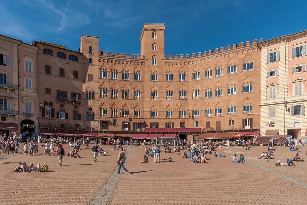 *Piazza del Campo*