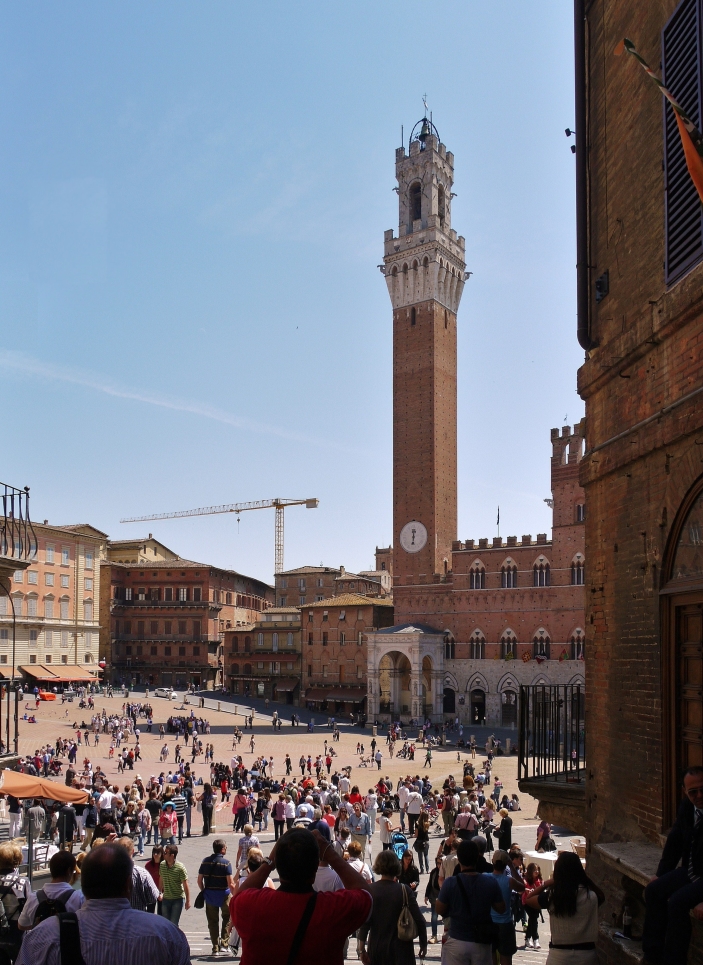 Piazza del Campo ...