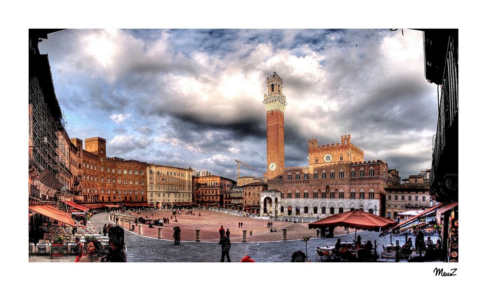 .. Piazza del Campo a Siena...