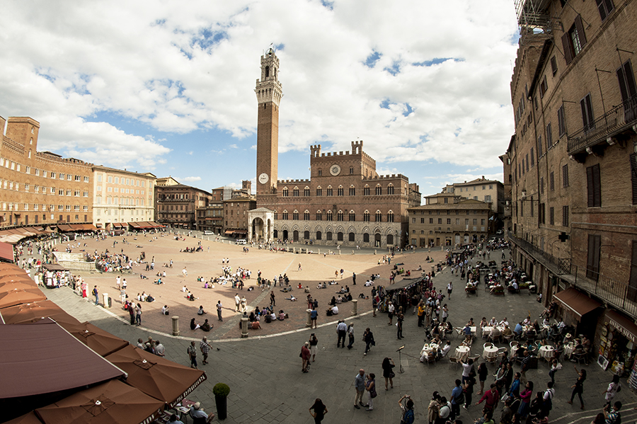 Piazza del Campo... la bella estate