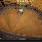 Piazza del Campo vom Torre del Mangia-Siena - Toskana
