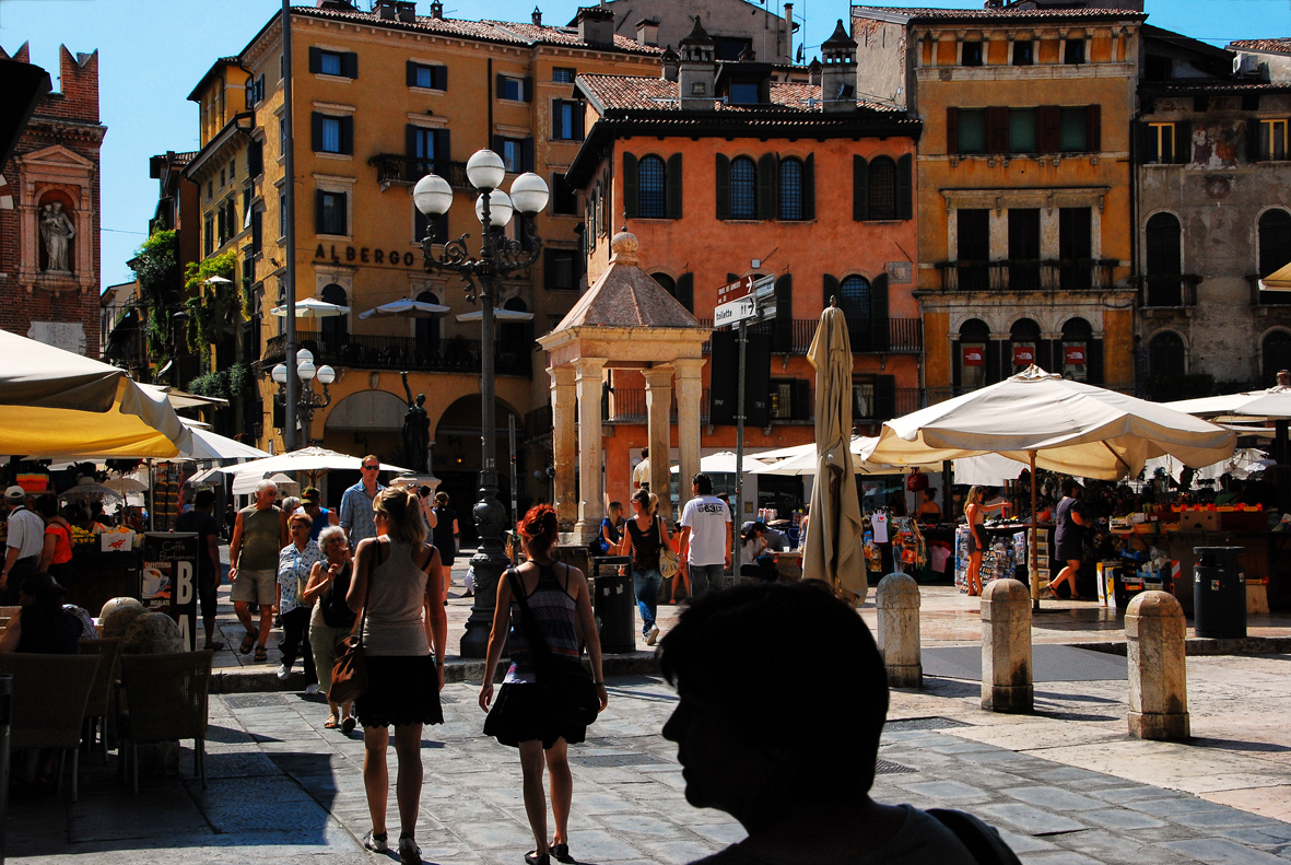 Piazza dell' Erbe