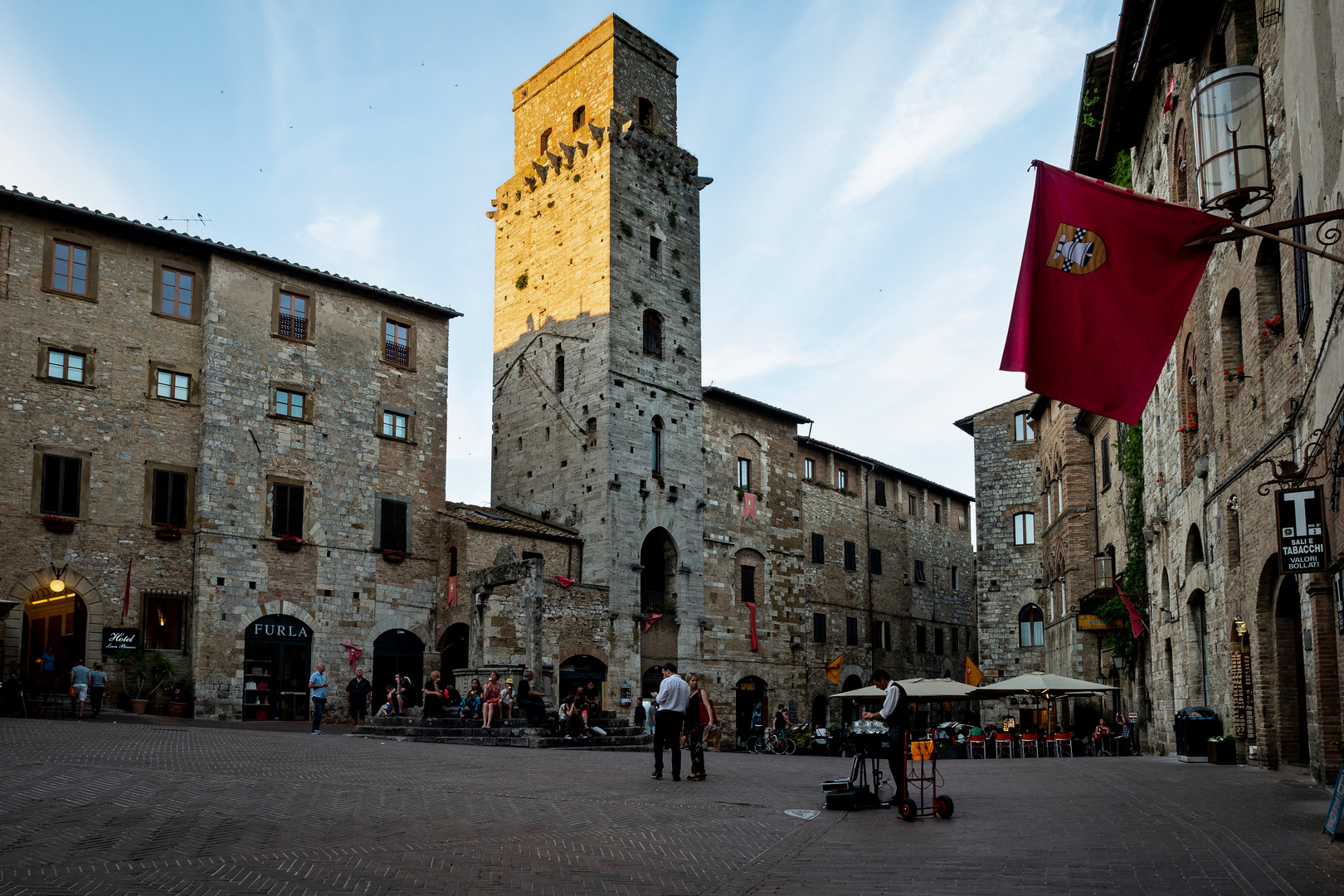 Piazza Della Cisterna