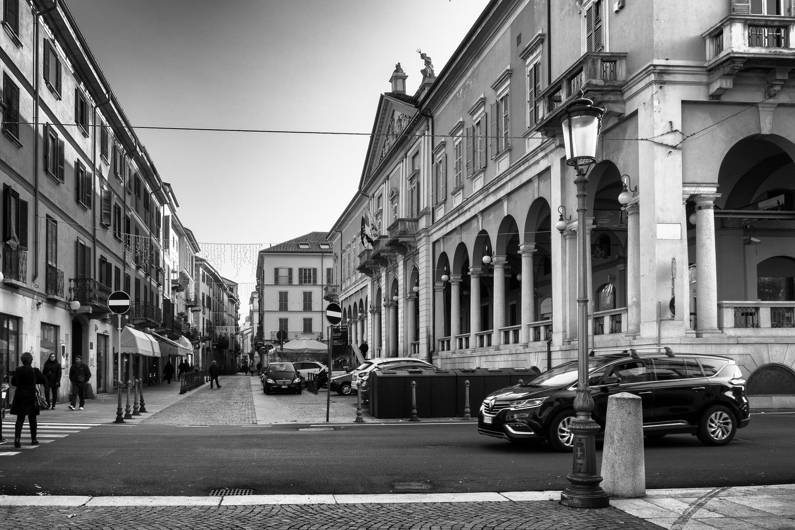 Piazza della Costituente, Novara