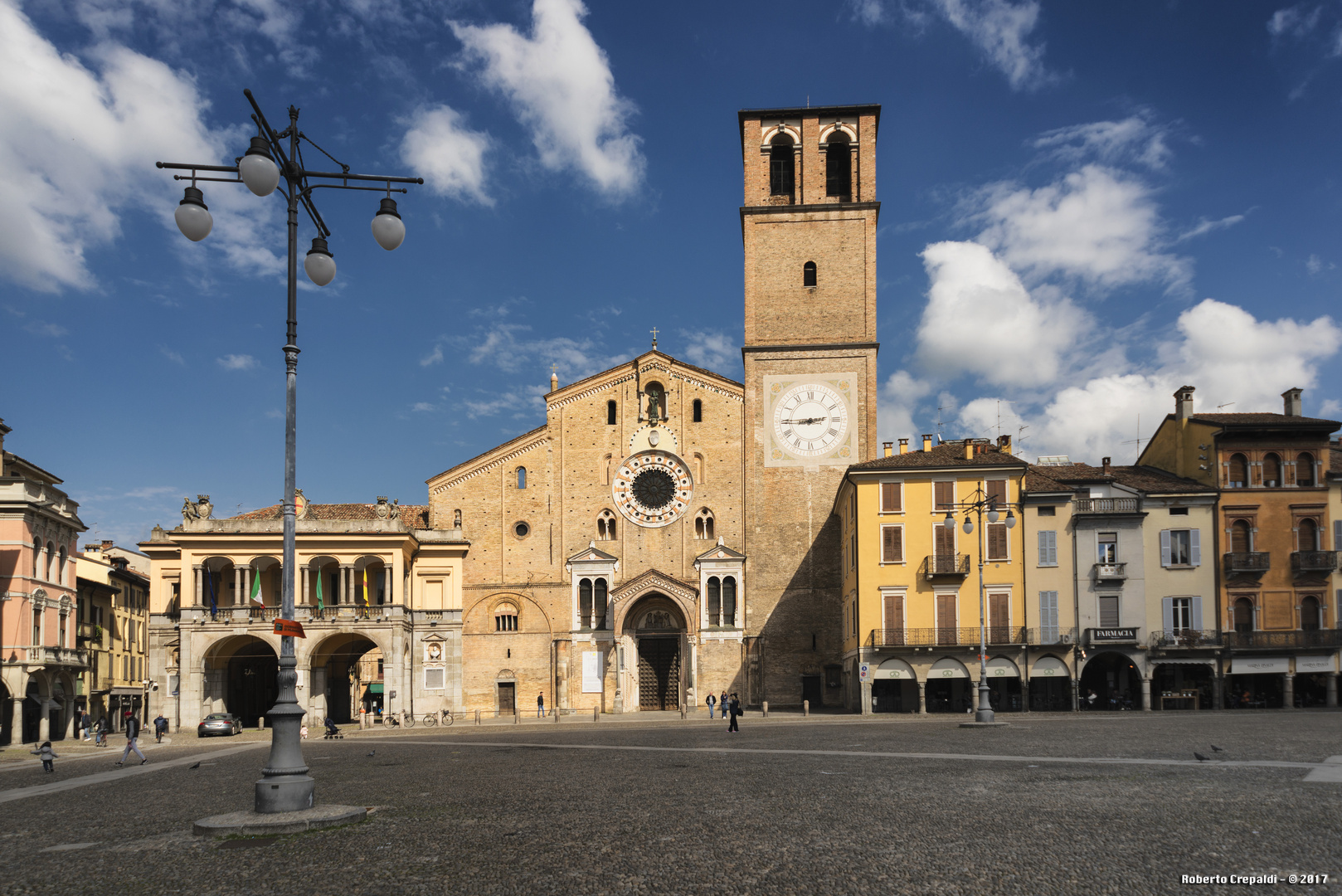 Piazza della Vittoria, Lodi