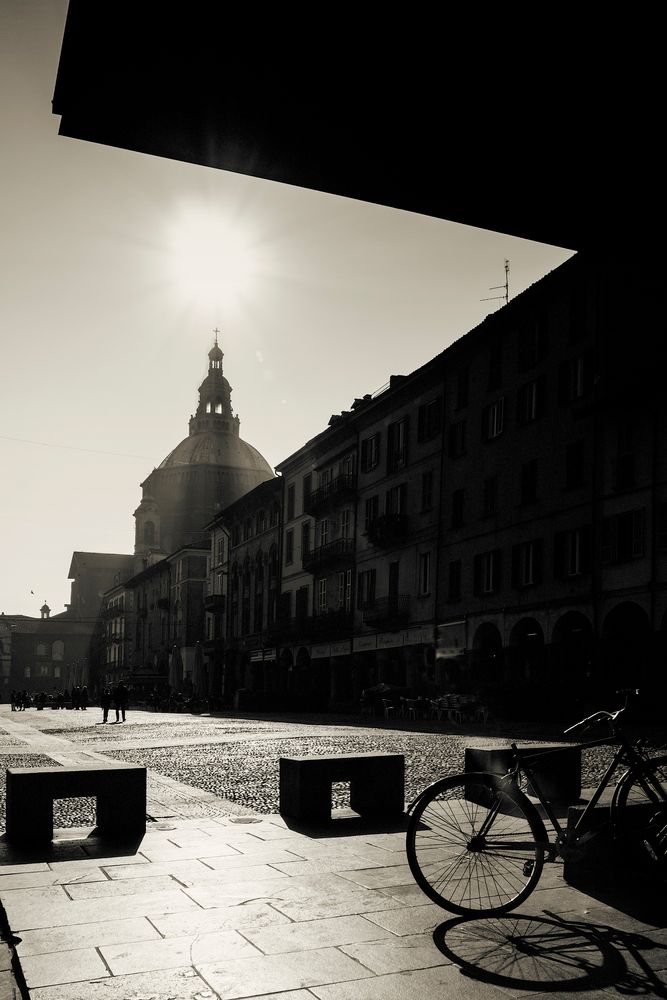 Piazza della Vittoria, Pavia