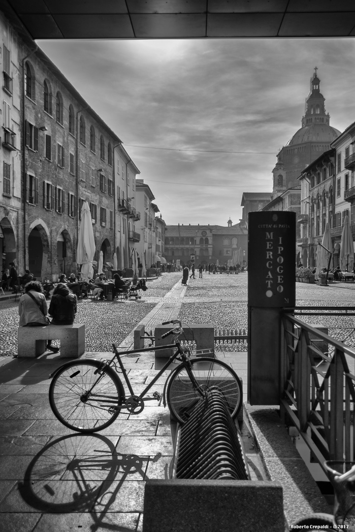 Piazza della Vittoria, Pavia