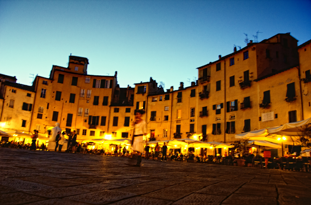 Piazza dell'Anfiteatro