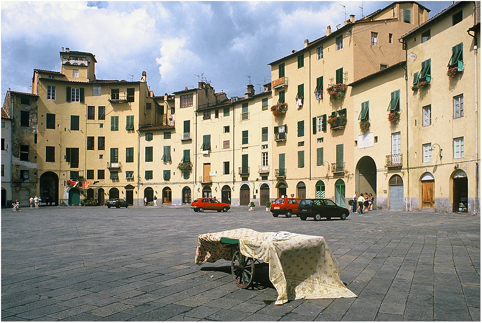 Piazza dell'anfiteatro