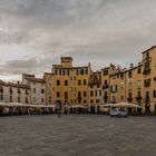 Piazza dell`Anfiteatro in Lucca