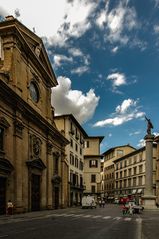 Piazza di Santa Trinita