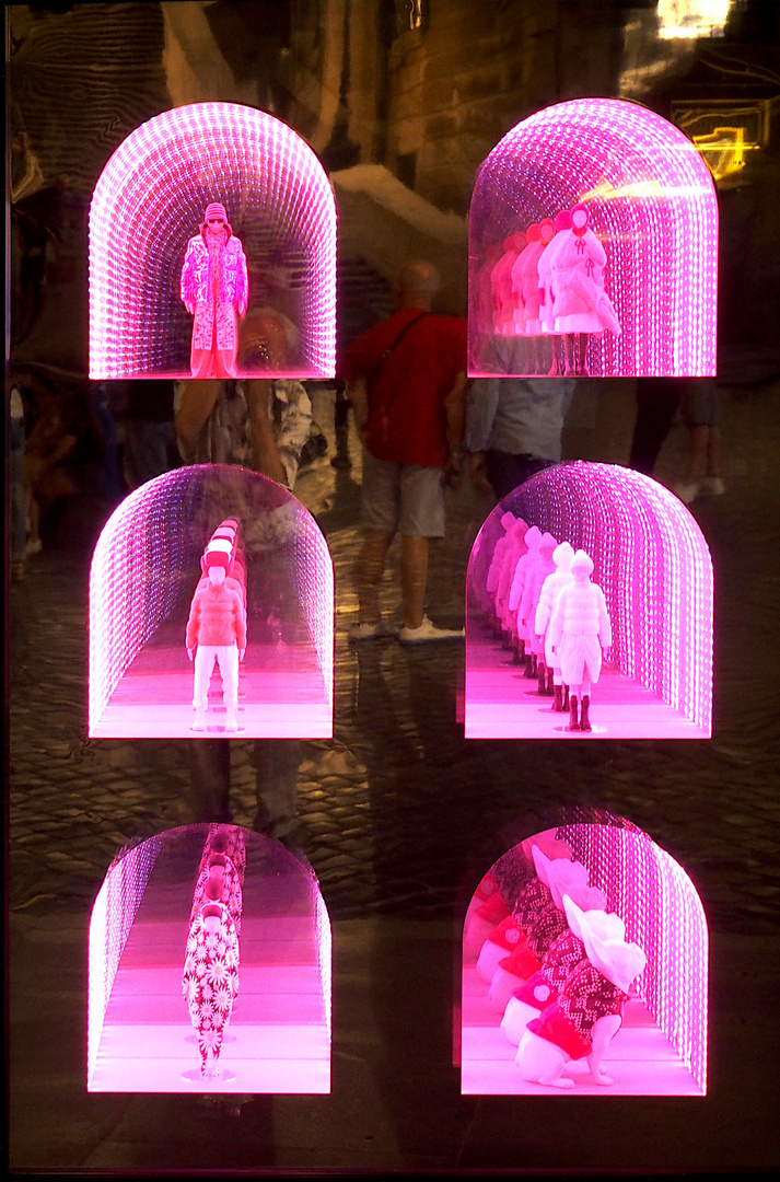 Piazza di Spagna by night