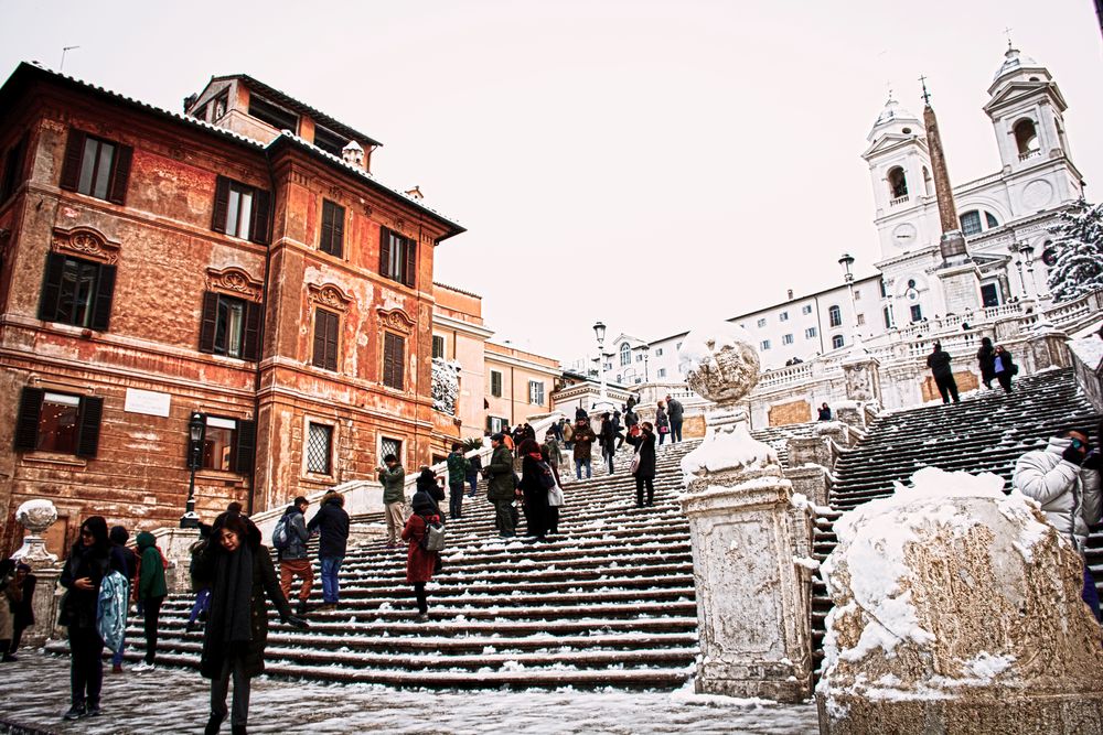 Piazza di Spagna nevada (Roma)