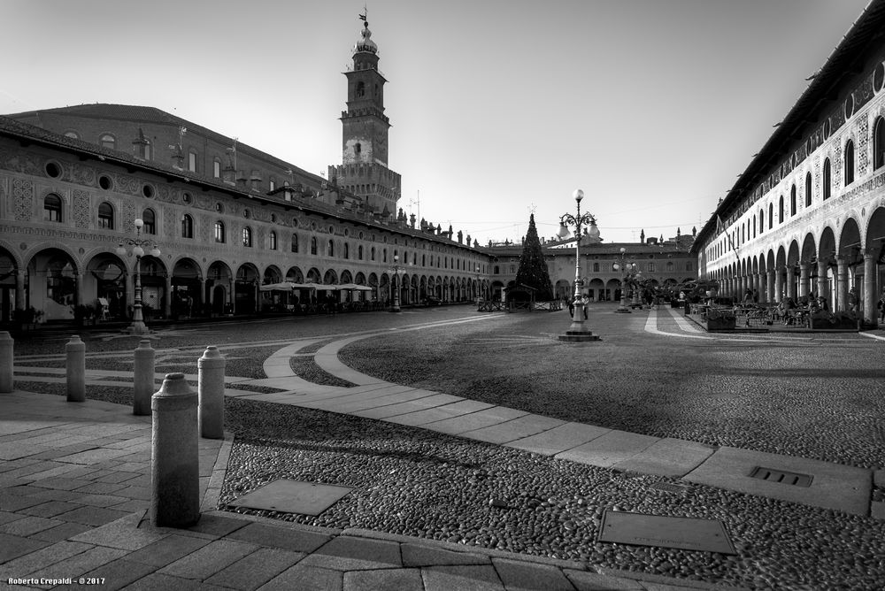 Piazza Ducale, Vigevano