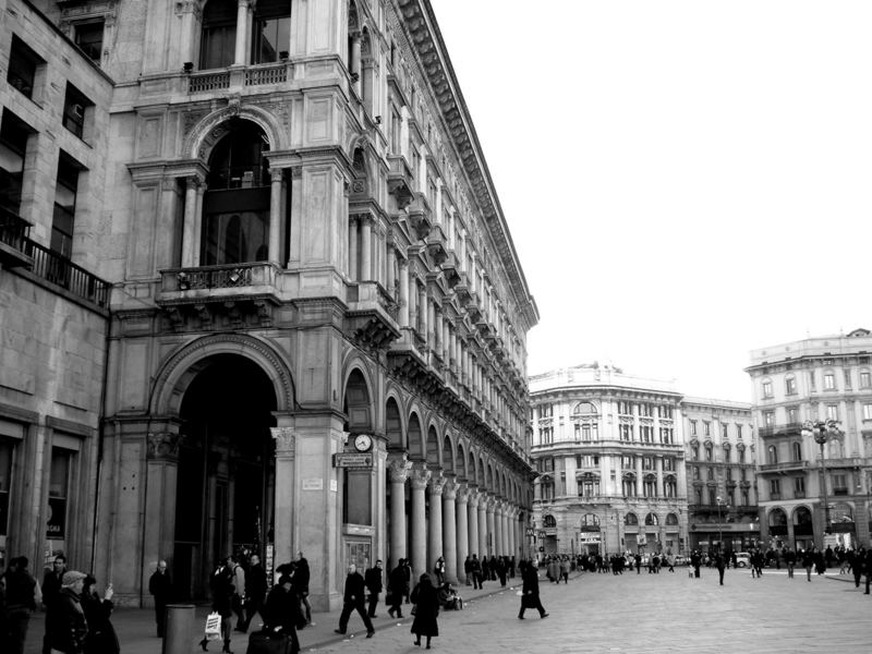 Piazza Duomo d'altri tempi...